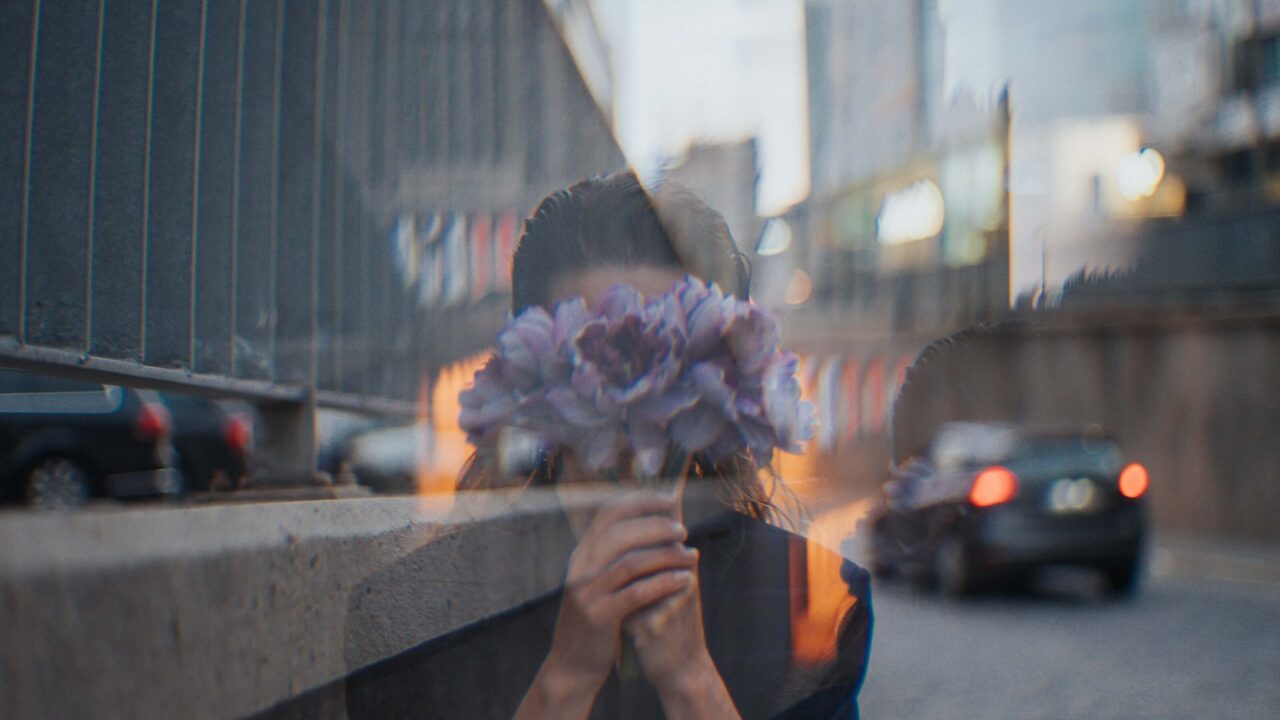 double_face_woman